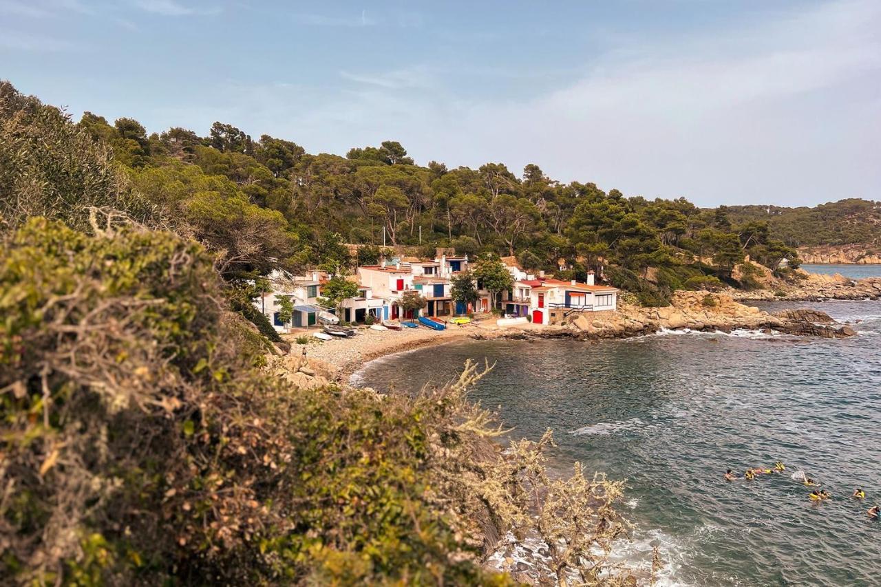 Kampaoh Palamos Internacional Hotel Luaran gambar